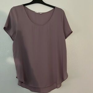 Cute top‎